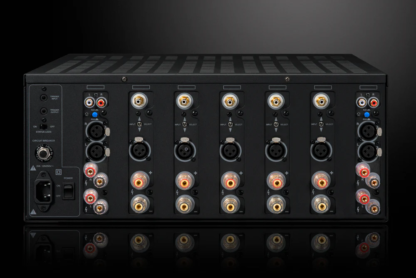Emotiva XPA-9 Gen3 3x300W + 6x65W wzmacniacz mocy - obrazek 3